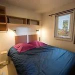 Mobil-home De 26m² Avec Terrasse Pour 4 Personnes - Api-1-52-556