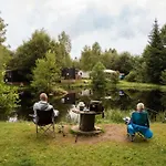 Mobil-home De 26m² Avec Terrasse Pour 4 Personnes - Api-1-52-556 *