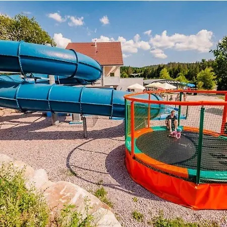 Mobil-home De 26m² Avec Terrasse Pour 4 Personnes - Api-1-52-556 *