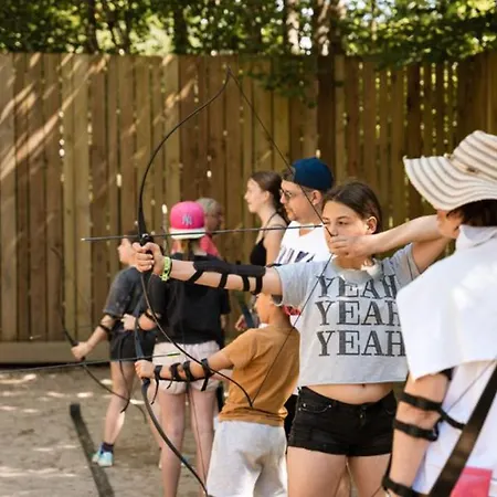 Mobil-home De 26m² Avec Terrasse Pour 4 Personnes - Api-1-52-556 *