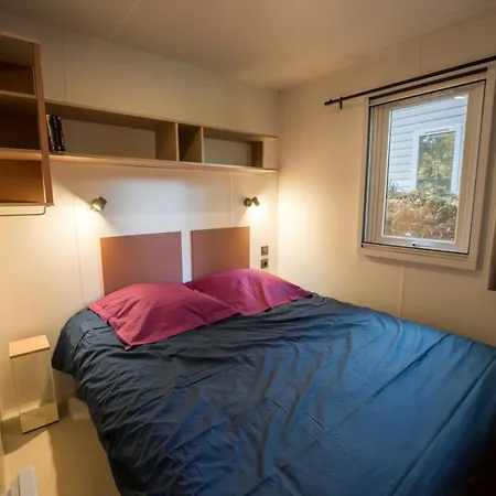 Camping Mobil-home De 26m² Avec Terrasse Pour 4 Personnes - Api-1-52-556 Granges-Aumontzey