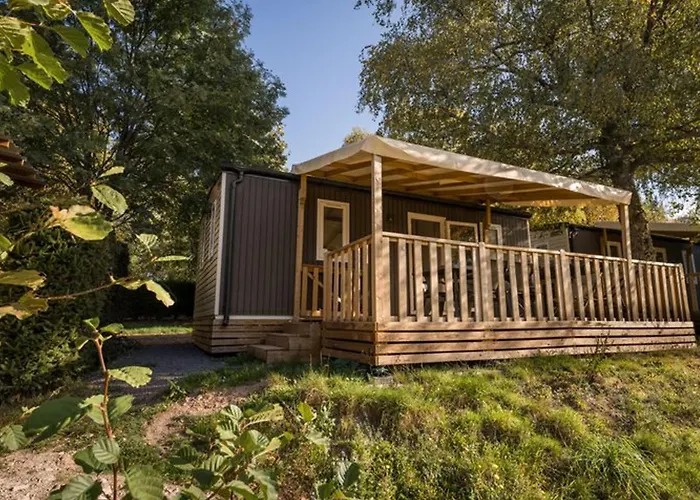 Mobil-home De 26m² Avec Terrasse Pour 4 Personnes - Api-1-52-556 Granges-Aumontzey