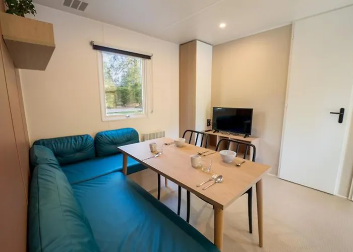 Mobil-home De 26m² Avec Terrasse Pour 4 Personnes - Api-1-52-556 Granges-Aumontzey